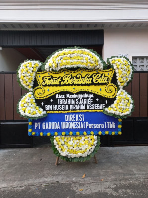 Papan Bunga Duka di Kalitengah
